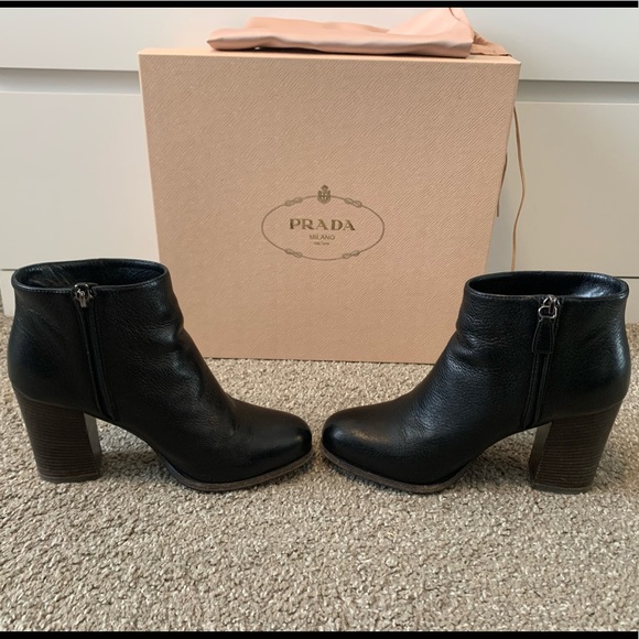 **SOLD** Prada Ankle Leather Boots - Picture 4 of 16